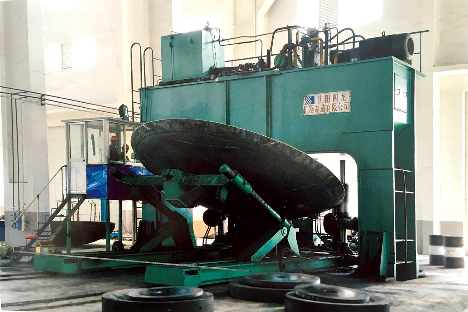 6米壓鼓機（封頭）