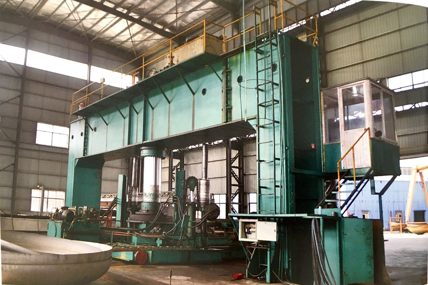 10米壓鼓機（封頭）