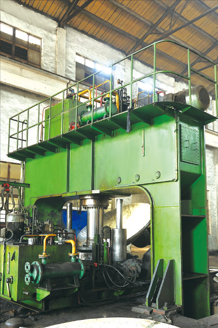 5米壓鼓機（封頭）